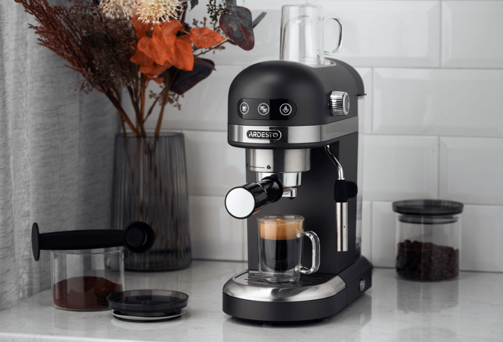 Кофеварка рожковая Ardesto YСM-E1502 1350 Вт черная Киев - изображение 4