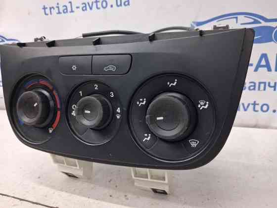 Блок управления кондиционером Fiat Doblo 2 1.6 ДИЗЕЛЬ MULTIJET 2010 (б/у) Київ
