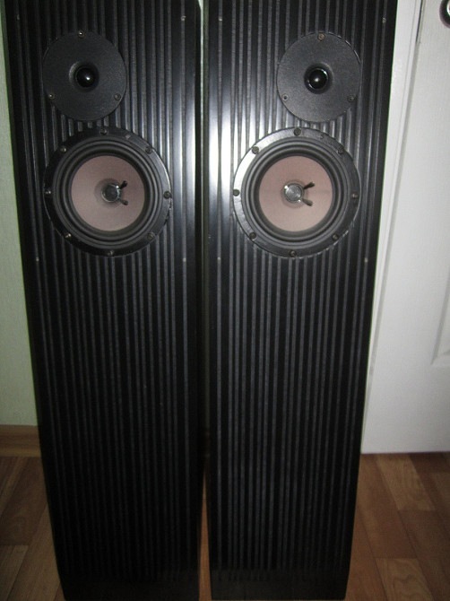 Продам англійські колонки British Made Rega Ela Loudspeaker System Кривой Рог - изображение 1