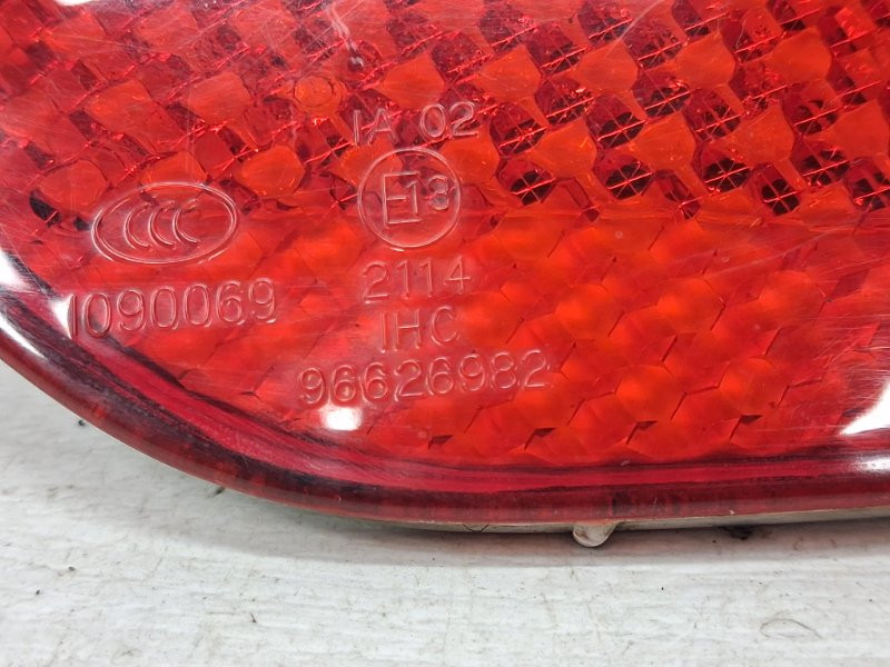 Катафот правый Chevrolet Captiva C140 2.2 DIESEL Z22D1 2006 (б/у) Київ - зображення 3