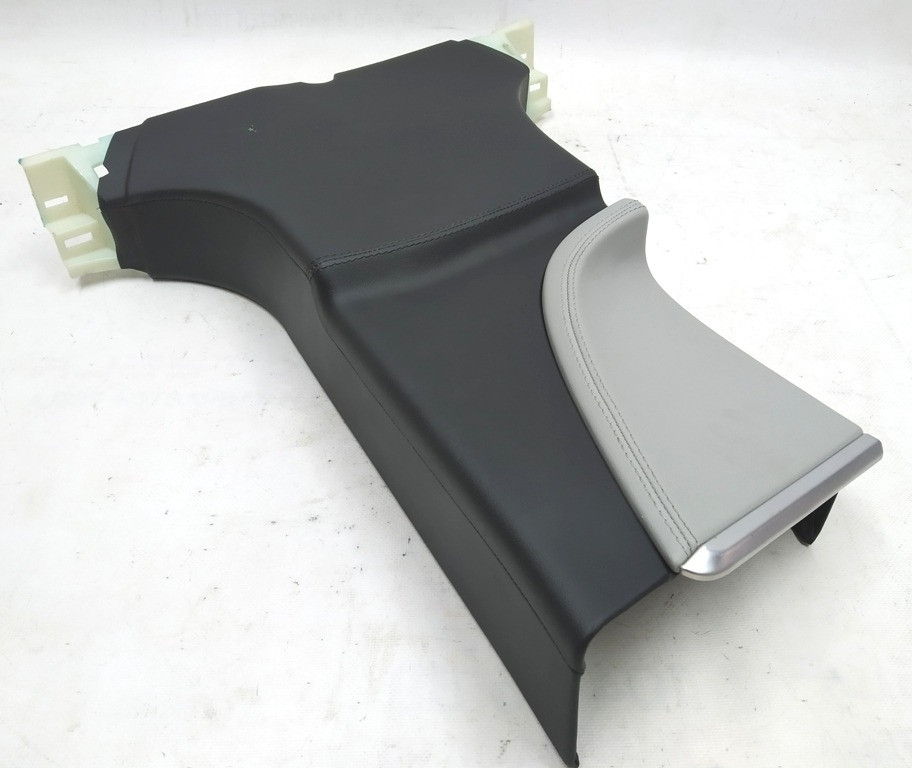 1Облицовка стойки B нижняя правая PVC GREY с повреждением Tesla model S 1024686-09-C Київ - зображення 3