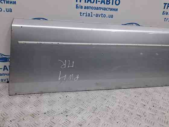 Накладка двери Mitsubishi Pajero Wagon 4 3.2 ДИЗЕЛЬ 4M41 2006 перед. прав. (б/у) Київ