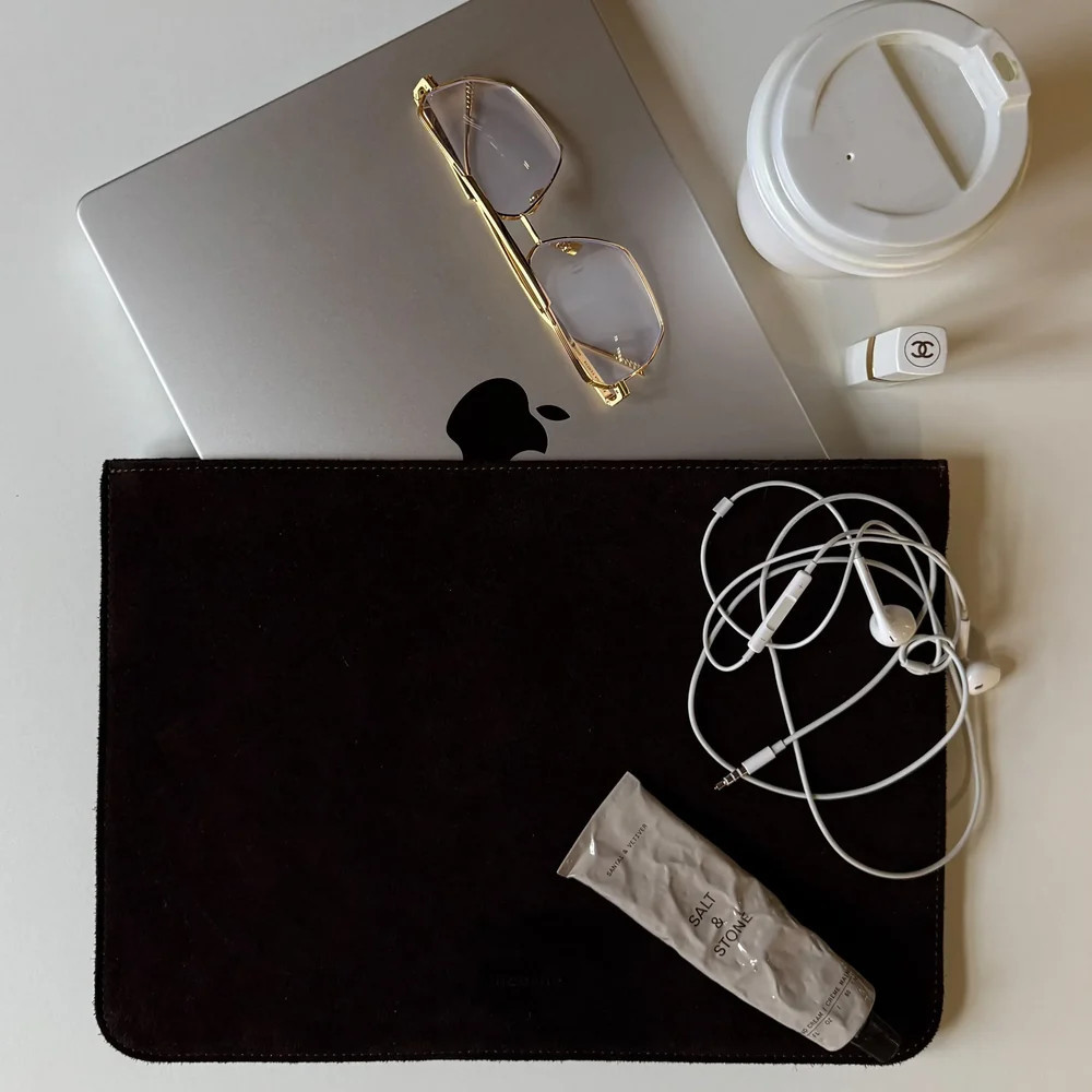 Чехол для ноутбука из велюра Incarne Cline для MacBook Air 15" 2023-2025 cline-brown-velour-air-15 к Киев - изображение 6