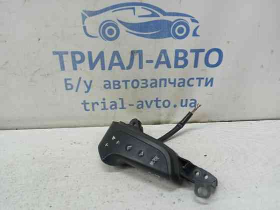 Кнопки руля Toyota Avensis 2002-2010 8425020010 (Арт. 82089) Киев