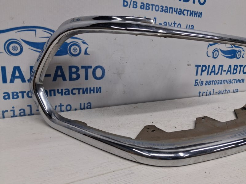 Накладка Mitsubishi Pajero Sport K9 3.0 БЕНЗИН 6G72 1996 прав. (б/у) Київ - зображення 4