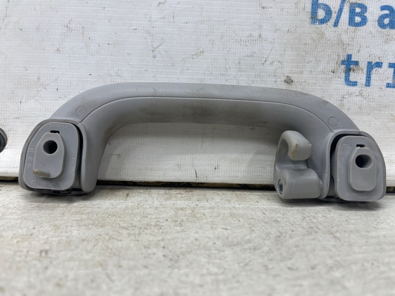 Ручка потолка Hyundai I30 GD 1.6 DIESEL D4FB 2011 (б/у) Киев - изображение 2