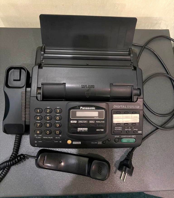 Panasonic KX-F780BX/KX-FT902UA телефон-факс/fax факсимильный аппарат Киев - изображение 2