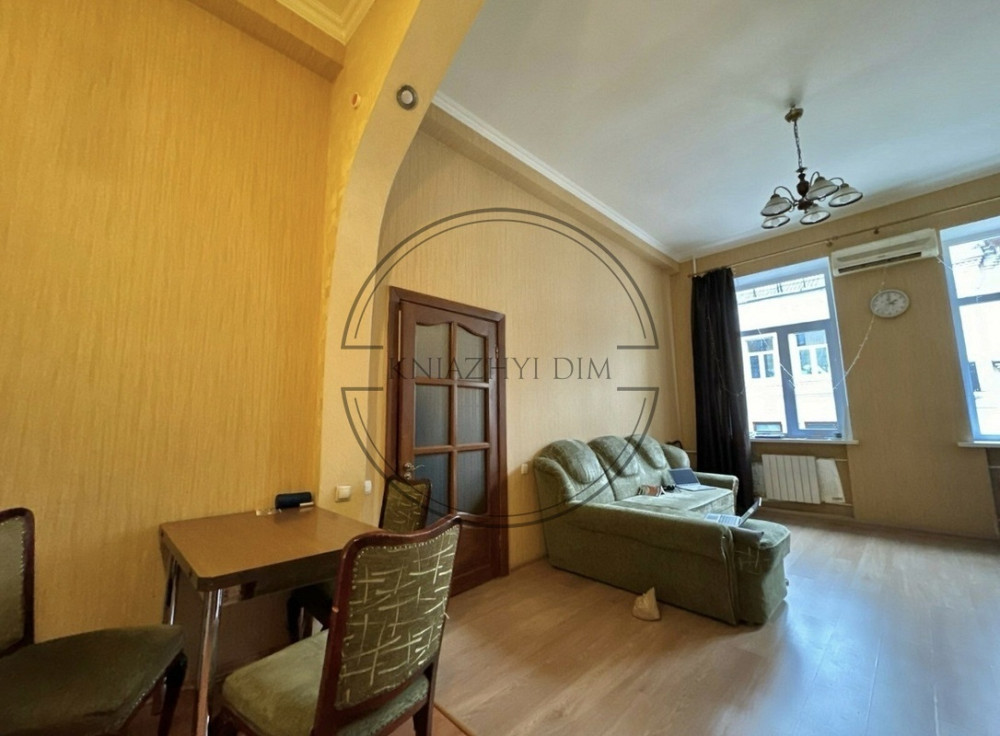 Продаж 2 - кімнатної квартири в історичному центрі столиці метро Золоті Ворота Код: 21146287 Киев - изображение 9