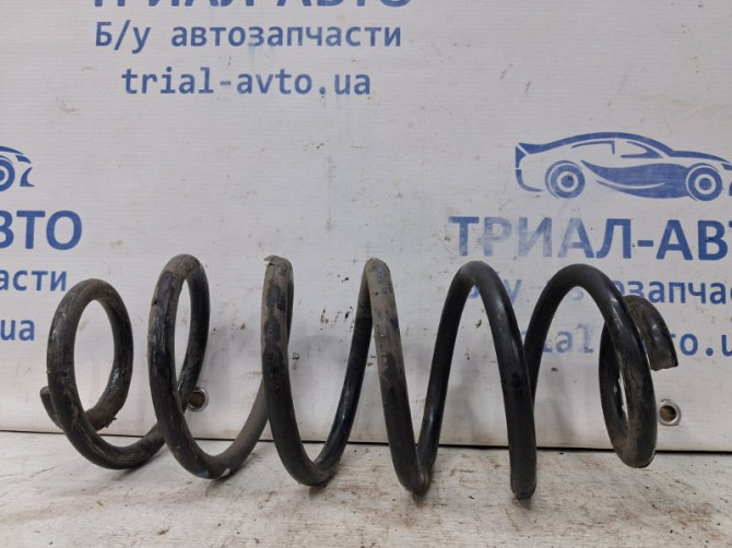 Пружина задняя Toyota Auris E150 1.6 БЕНЗИН 1ZRFAE 2006 (б/у) Київ - зображення 1