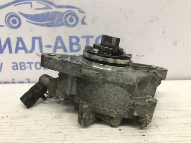 Насос вакуумный Mitsubishi Outlander XL 2.2 DIESEL 4N14 2007 (б/у) Київ - зображення 2
