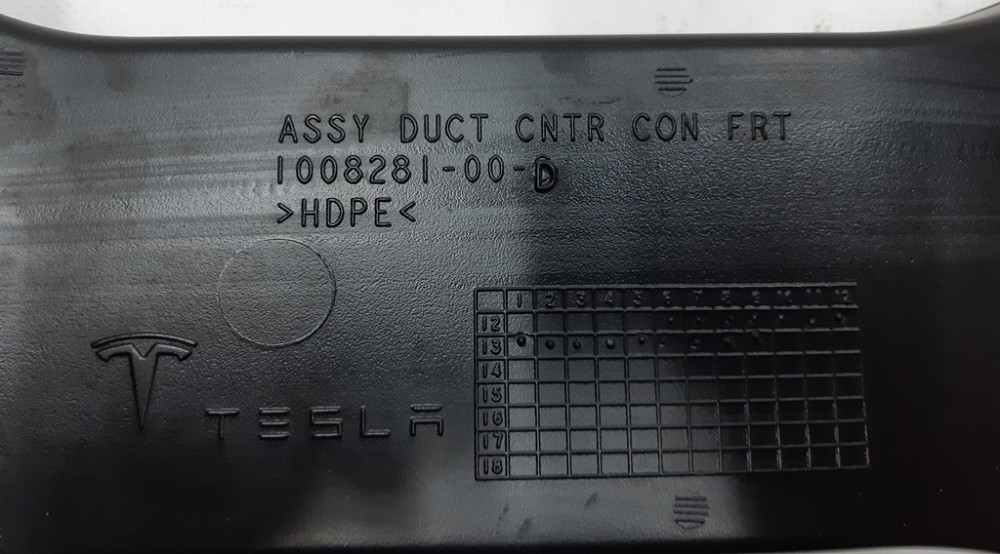 1Воздуховод центральной консоли передний Tesla model S, model S REST 1008281-00-F Киев - изображение 3