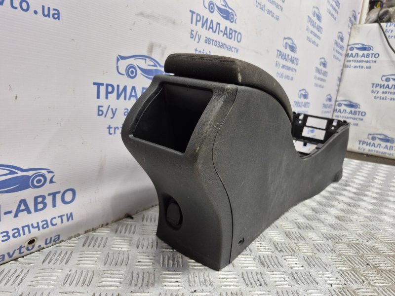 Подлокотник Renault Megane 3 1.5 DIESEL K9K 2008 (б/у) Киев - изображение 3