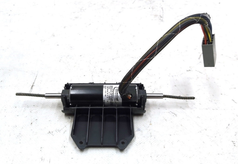 Электропривод салазок сиденья 2-го ряда в сборе Tesla model X AG152111 Київ - зображення 1