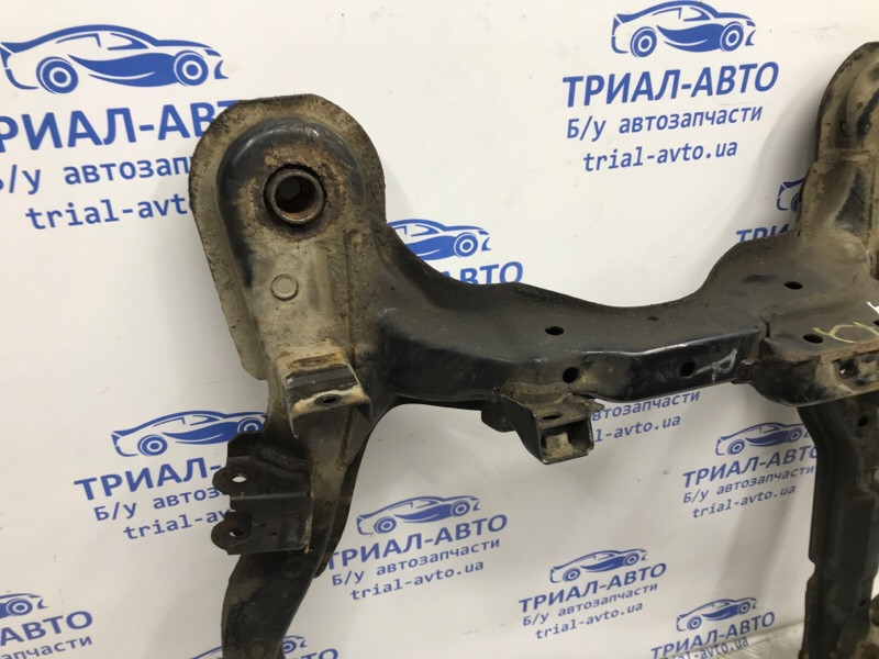 Балка передней подвески Hyundai Tucson JM 2.0 DIESEL D4EA 2004 (б/у) Киев - изображение 2