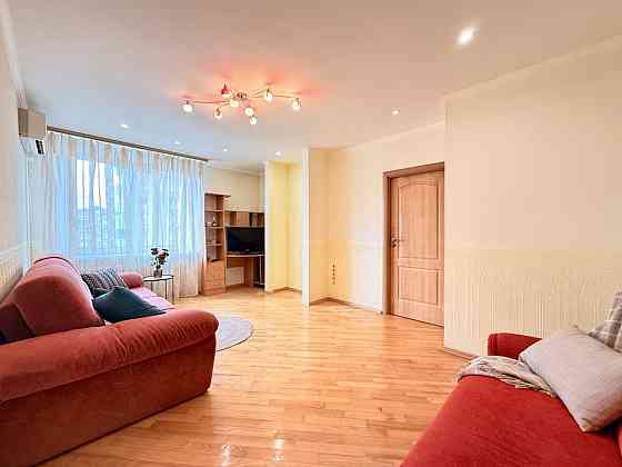 продажа 1-к квартира Киев, Голосеевский, 73000 $ Киев