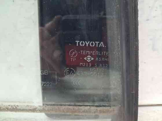 Стекло двери задней левой (форточка) Toyota Prado J120 4.0 1GR-FE 2002 (б/у) Київ