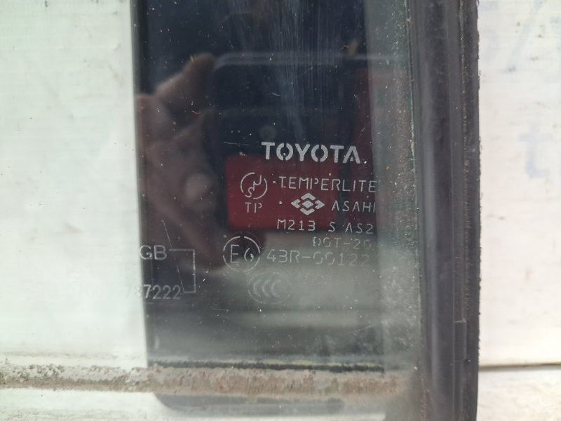 Стекло двери задней левой (форточка) Toyota Prado J120 4.0 1GR-FE 2002 (б/у) Киев - изображение 2