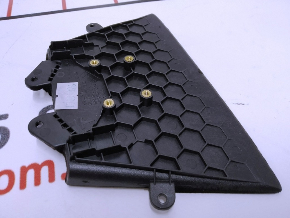 Панель крепления камеры TRIPLE Tesla model X 1095516-00-G Киев - изображение 1