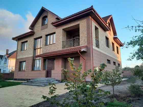 Продам сучасний будинок в с. Гореничі Киев
