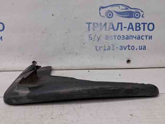 Брызговик передний Mitsubishi ASX GA 1.8 DIESEL 4N13 2010 прав. (б/у) Киев