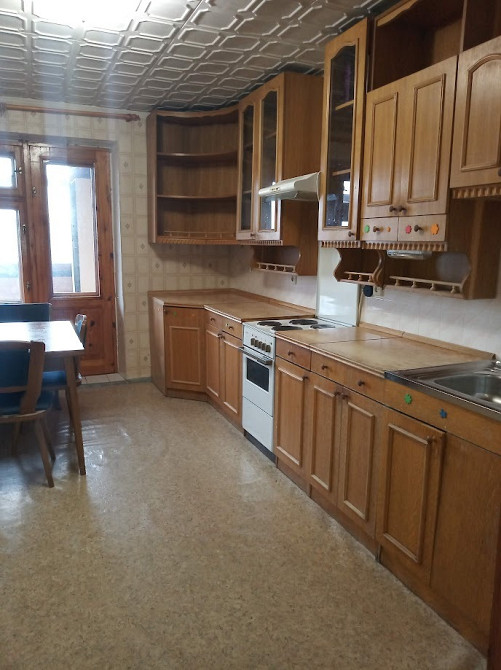 Продам 3-ком Левый Берег р-н Варуса улучшенная планировка. Срочно Каменское (Днепродзержинск) - изображение 1