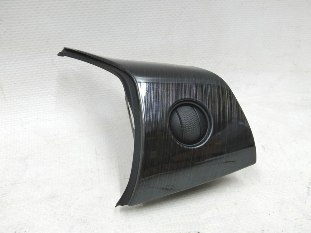 Кнопка переключения (на руле) правая накладка Carbon Tesla model 1583975-00-A Киев - изображение 1