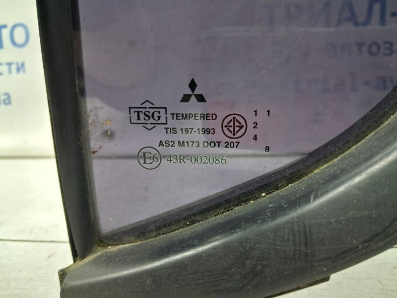 Стекло двери задней левой (форточка) Mitsubishi L200 KB 2.5 DIESEL 4D56 2006 (б/у) Киев - изображение 3
