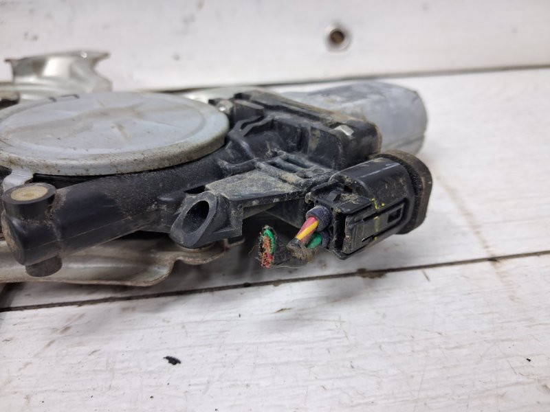 Стеклоподъемник задний правый Mitsubishi L200 KB 2.5 DIESEL 4D56 2006 (б/у) Київ - зображення 3