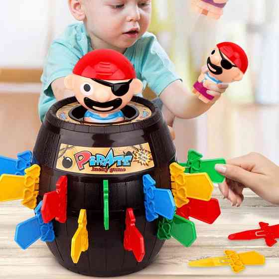 Настольная интерактивная игра Ummi 669-1 Pirate Lucky Game (со звуковым эффектом) Херсон