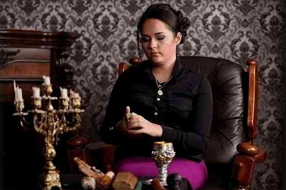 Помощь ясновидящей в Киеве — гадание, снятие порчи, сглаза и негатива. Київ