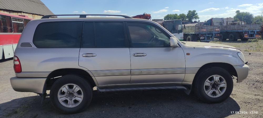 Продаж автомобілю Toyota Land Cruiser 100 Кам'янське (Дніпродзержинськ) - зображення 6