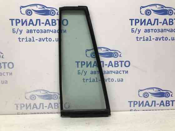Стекло двери задней правой (форточка) Mitsubishi Pajero Sport 1996-2008 MR237978 (Арт. 54885) Київ