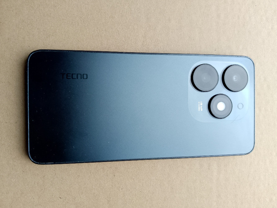 Лучший бюджетный смарт TECNO Spark Go 2024 4/64 Киев - изображение 3