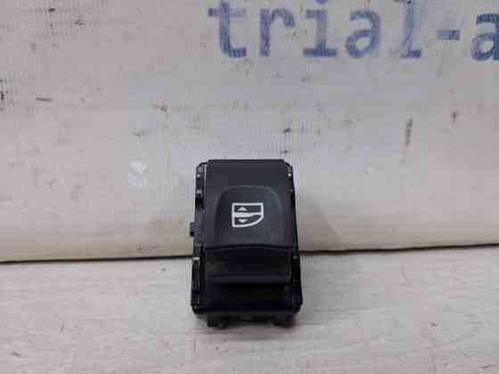 Кнопка стеклоподъемника Renault Megane 3 1.5 DIESEL K9K 2008 (б/у) Київ