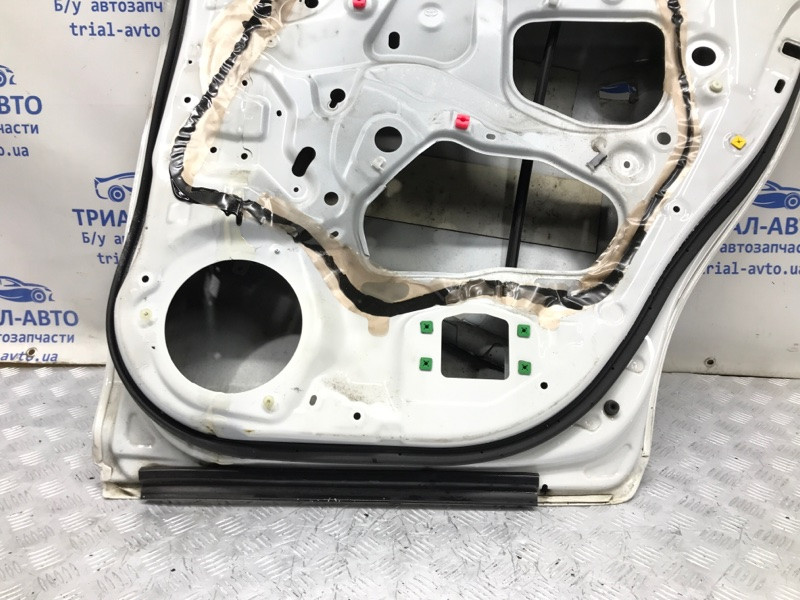 Дверь задняя правая Рестайлинг Toyota Avensis T27 2.0 DIESEL 2009 (б/у) Київ - зображення 8