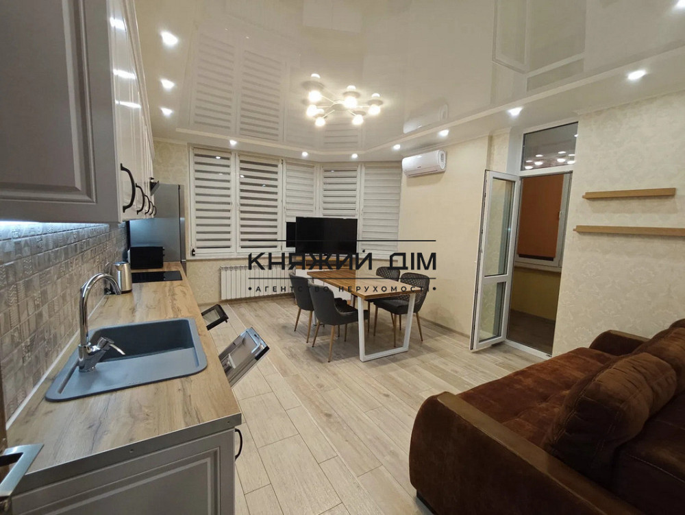 Продаж 3-х кімнатної студіо ,вул.Драгоманова 4 А.м.Позняки Київ - зображення 3