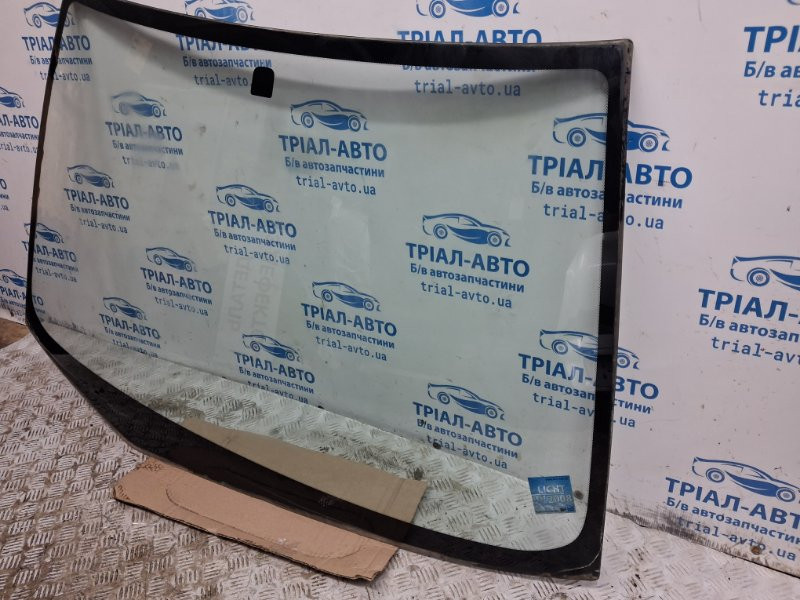 Стекло лобовое Mitsubishi Lancer 9 1.6 БЕНЗИН 4G18 2003 (б/у) Київ - зображення 2