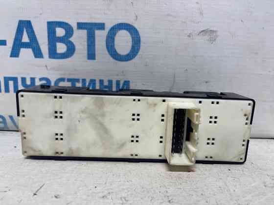 Блок управления стеклоподъемниками Kia Sorento 2009-2021 935731U101 (Арт. 74958) Киев