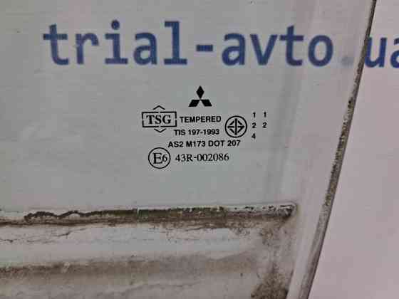 Стекло двери переднее левое Mitsubishi L200 2006-2015 MN117597 (Арт. 61057) Киев