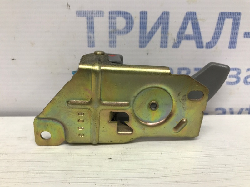 Ручка двери внутренняя правая Kia Sorento BL 2.5 DIESEL D4CB 2002 (б/у) Київ - зображення 3