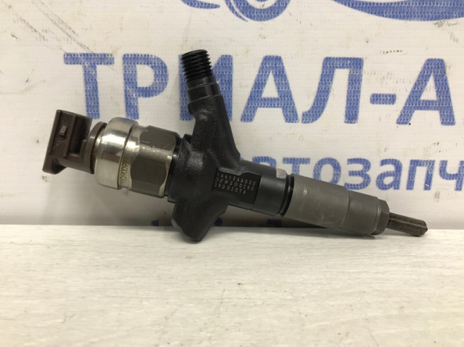 Форсунка топливная Subaru Forester SJ 2.0 DIESEL EE20Z 2012 (б/у) Київ - зображення 1