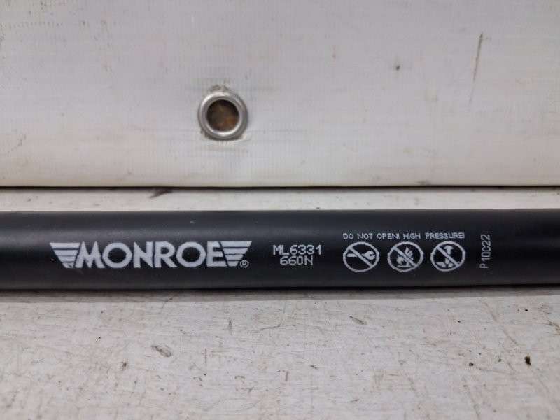 Амортизатор крышки багажника Lexus RX 350 XU30 3.5 БЕНЗИН 2GRFE 2003 (б/у) Киев - изображение 4