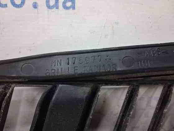 Решетка радиатора Mitsubishi Outlander 2003-2006 MN175977 (Арт. 66604) Киев