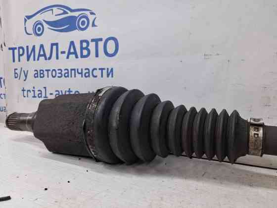 Привод передний правый SsangYong Rexton Y250 2.7 D27DT 2006 (б/у) Киев