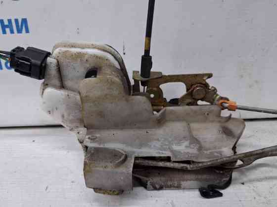 Замок двери передний левый Mitsubishi Pajero Wagon 3 3.2 ДИЗЕЛЬ 4M41 1999 (б/у) Київ