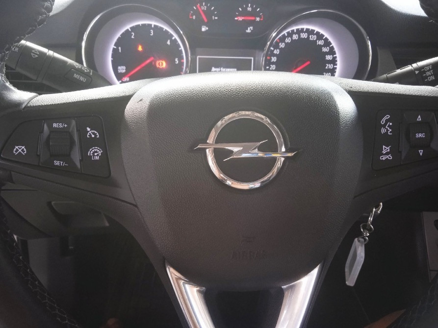 Opel Astra 1.6D, 2019 рік Київ - зображення 8