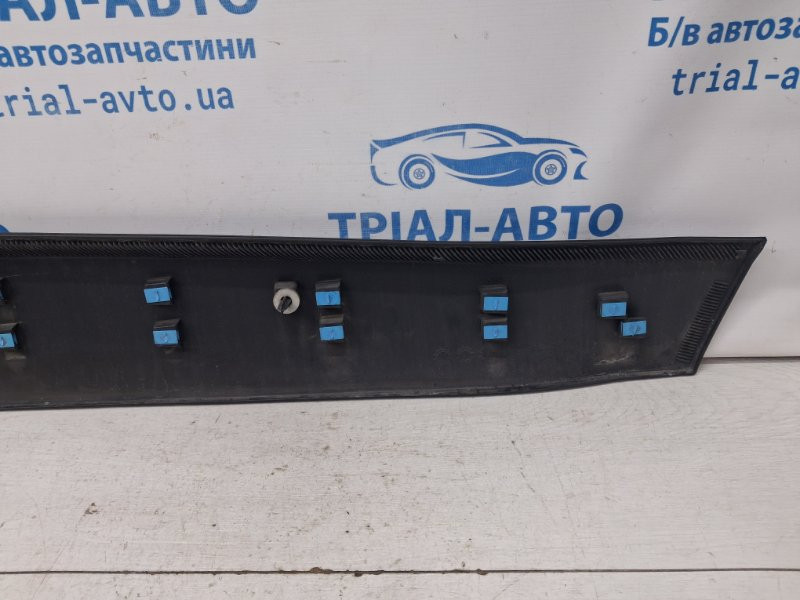 Накладка двери Jeep Cherokee KL 2.4 БЕНЗИН ED6 2013 перед. лев. (б/у) Київ - зображення 4