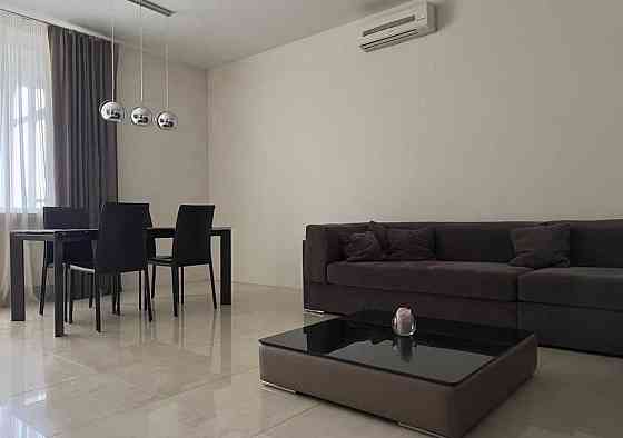 долгосрочная аренда 3-к квартира Киев, Печерский, 1500 $/мес. Київ