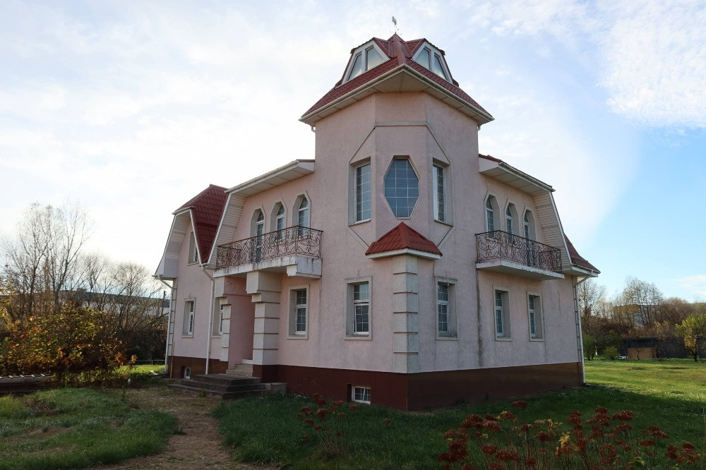 Продається будинок 300м2 з терассою і гостьовим будиночком з гаражем. Київ - зображення 2