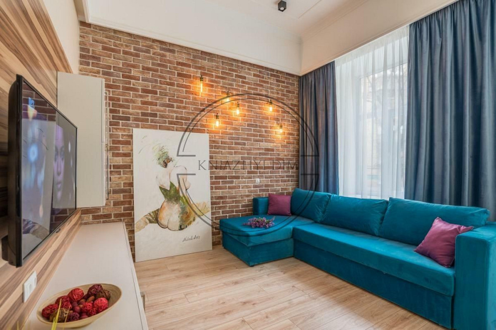 Оренда 3-х к. квартири студіо в центрі Києва Майдан Незалежності. № 11201880 Киев - изображение 1